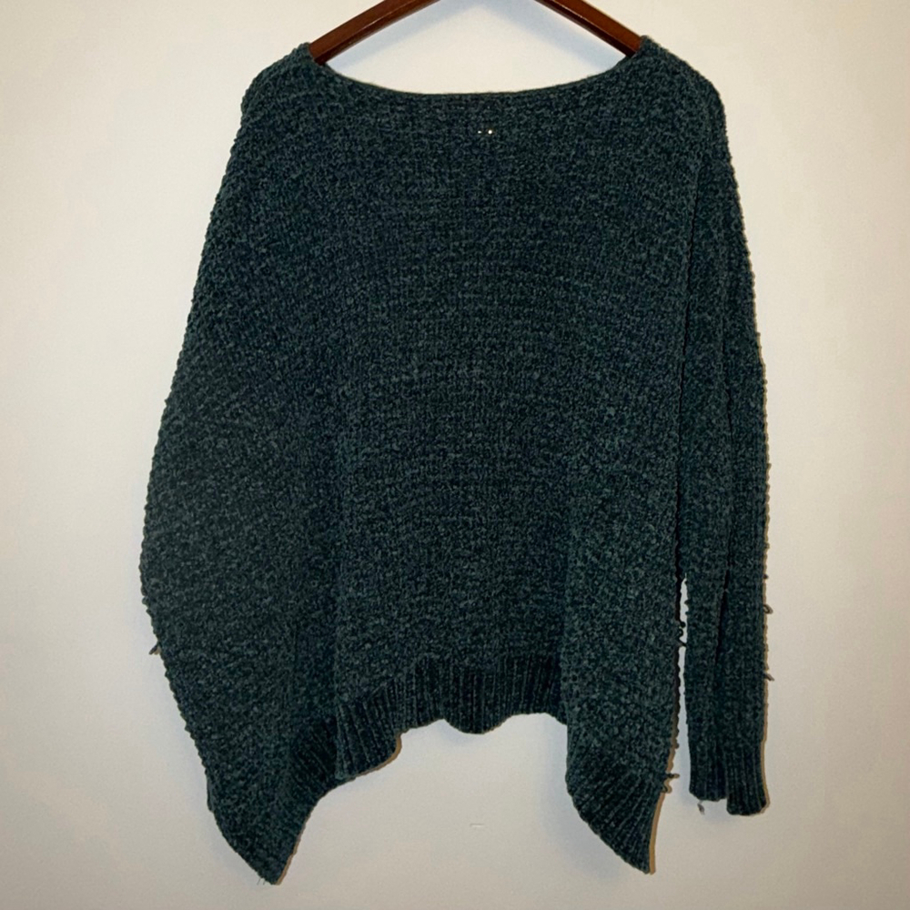 Altar'd State Teal Chenille Sweater M Oversized Cropped Boxy Knit Anthro Style - Picture 3 of 9